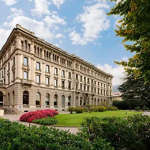 4* Отель Palace